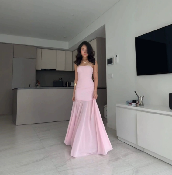 The Strapless Sheer-Hem Maxi DressThe Strapless Sheer-Hem Maxi Dress