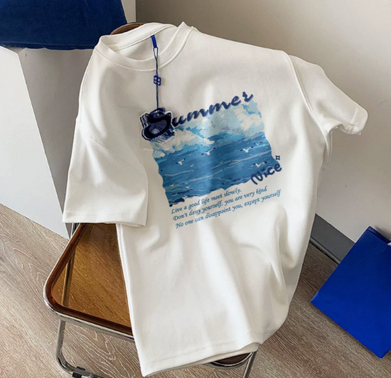 The Crest Graphic T-Shirt