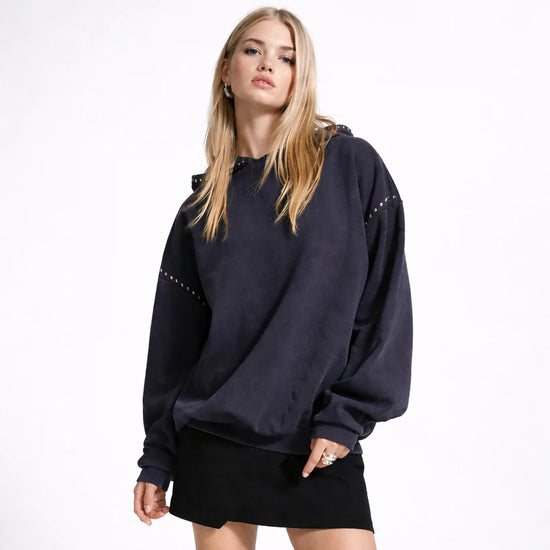 Effortlessly Stylish Sweatshirt
